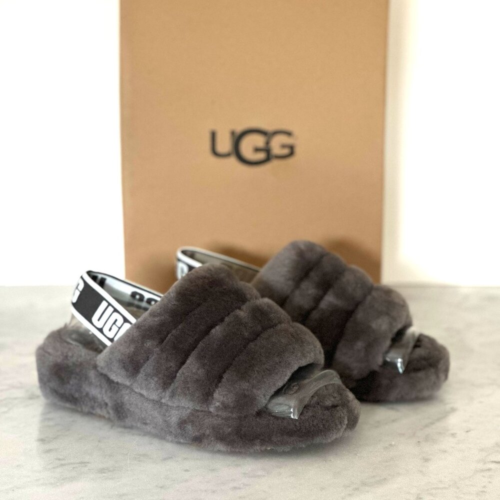 Ugg Fluff Yeah Slides - NEW - size 7